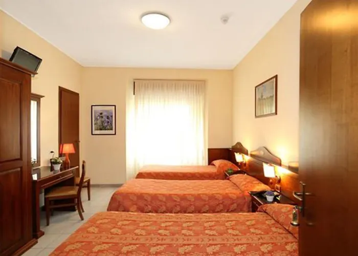 Pavone 3* Mediolan