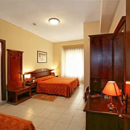 Pavone Hotel
