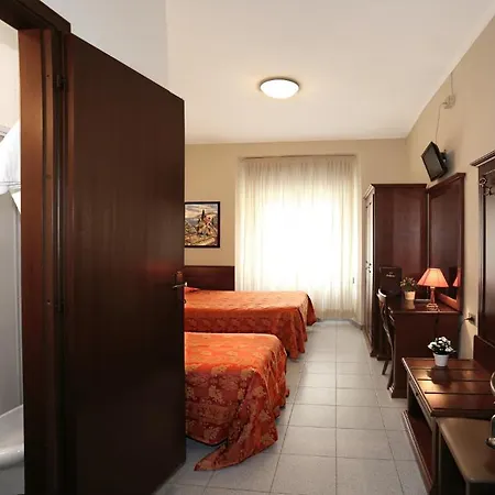 Pavone 3* Milan
