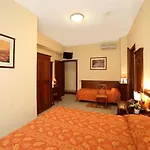 Pavone Milan