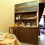 Pavone Milan
