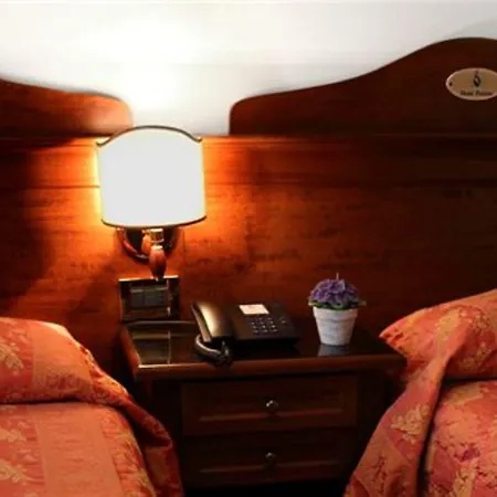 Pavone Hotel 3*