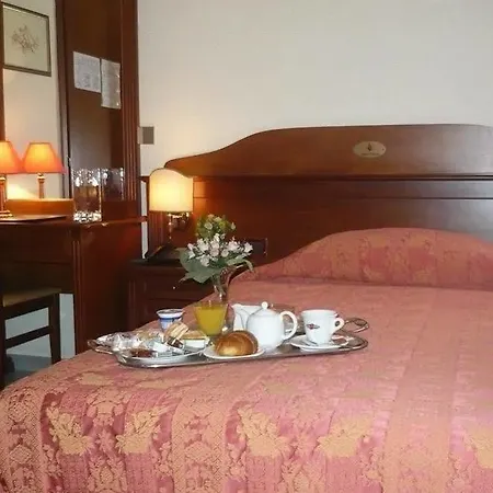 Hotel Pavone Milán
