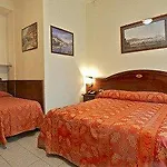 Pavone 3*